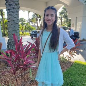 Meet your Posher, Kiana